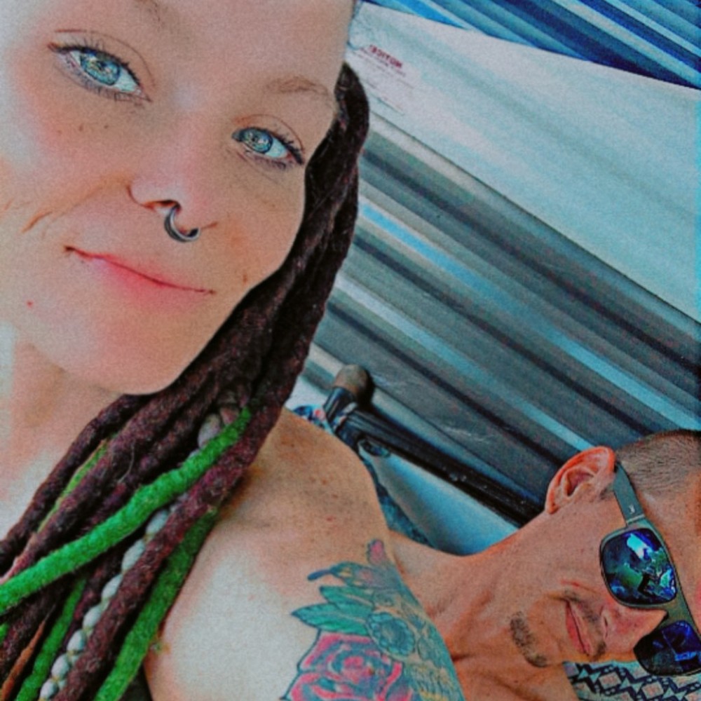 Meet your Posher, Whitney